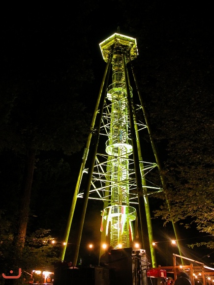 Eichbergturm bei Nacht_2