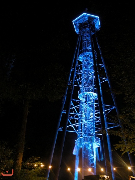 Eichbergturm bei Nacht_4