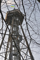 Flagge der Ukraine auf dem Eichbergturm